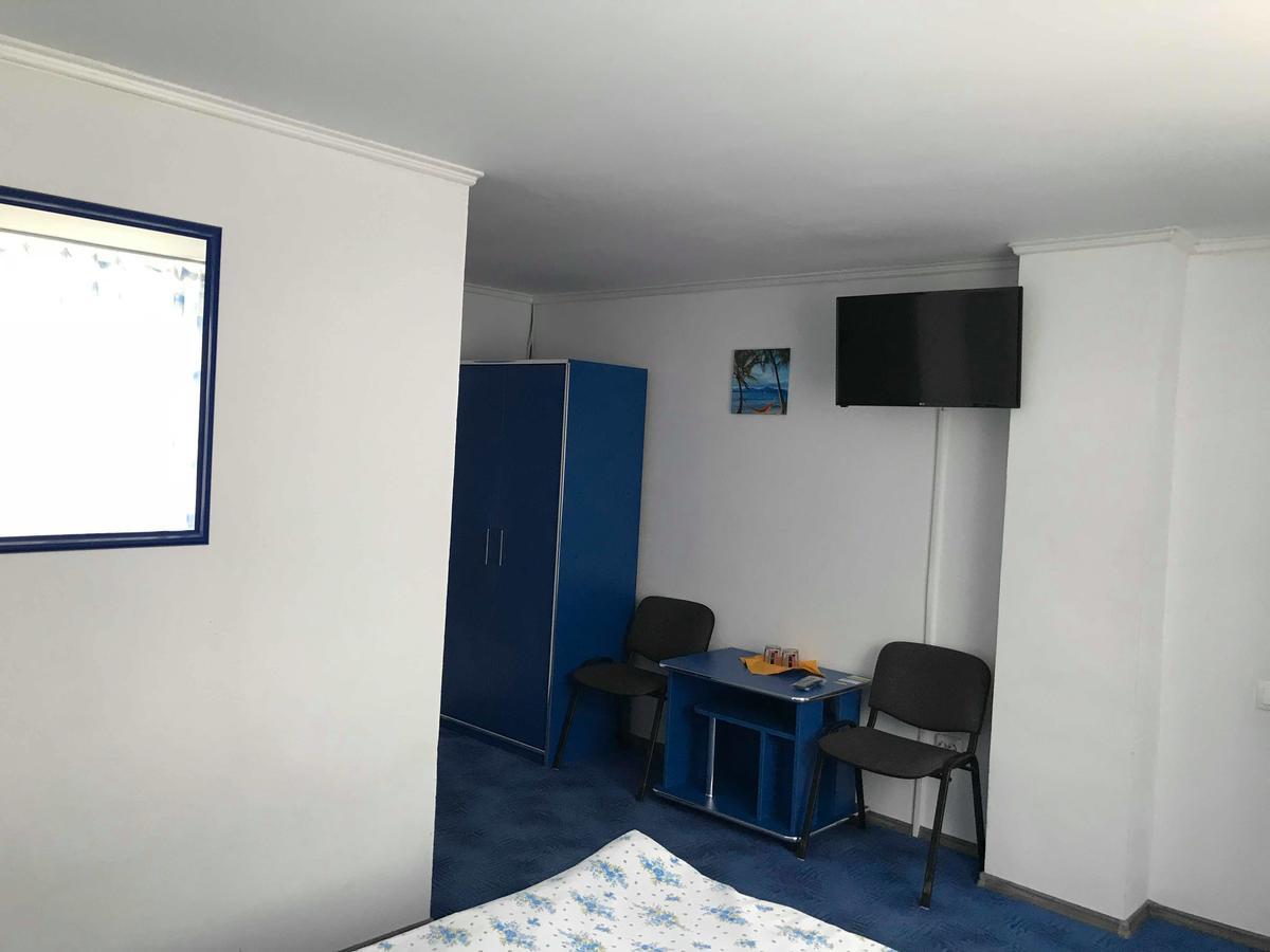 Vila Nina Hotel Azuga Luaran gambar