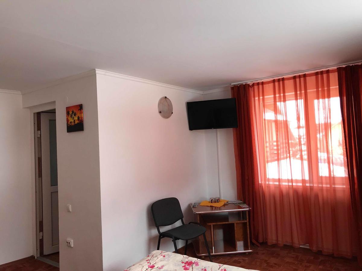 Vila Nina Hotel Azuga Luaran gambar